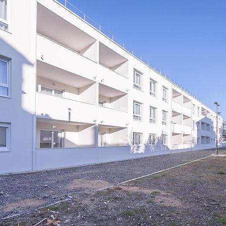 Ovelia Andrezieux-Boutheon - Les Demeures Du Forez Exterior foto